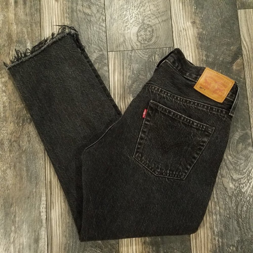 Levis 501T Womens 27 Tapered Cropped Distressed